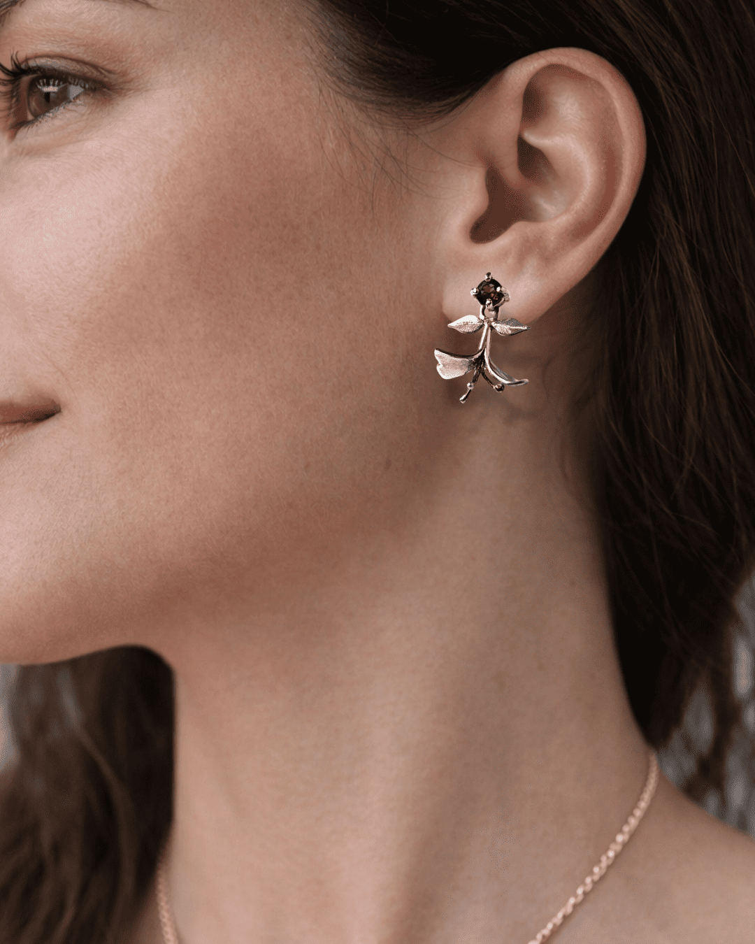 Boucles d'Oreilles Chèvrefeuille - Argent & Rhodolites Fushia – Image 3