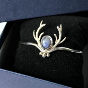 Bracelet Jonc Bois de Cerf – Argent & Labradorite Bleue